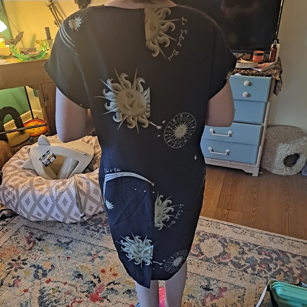 Vintage celestial/astrological silk dress, sz 12 - Picture 5 of 5
